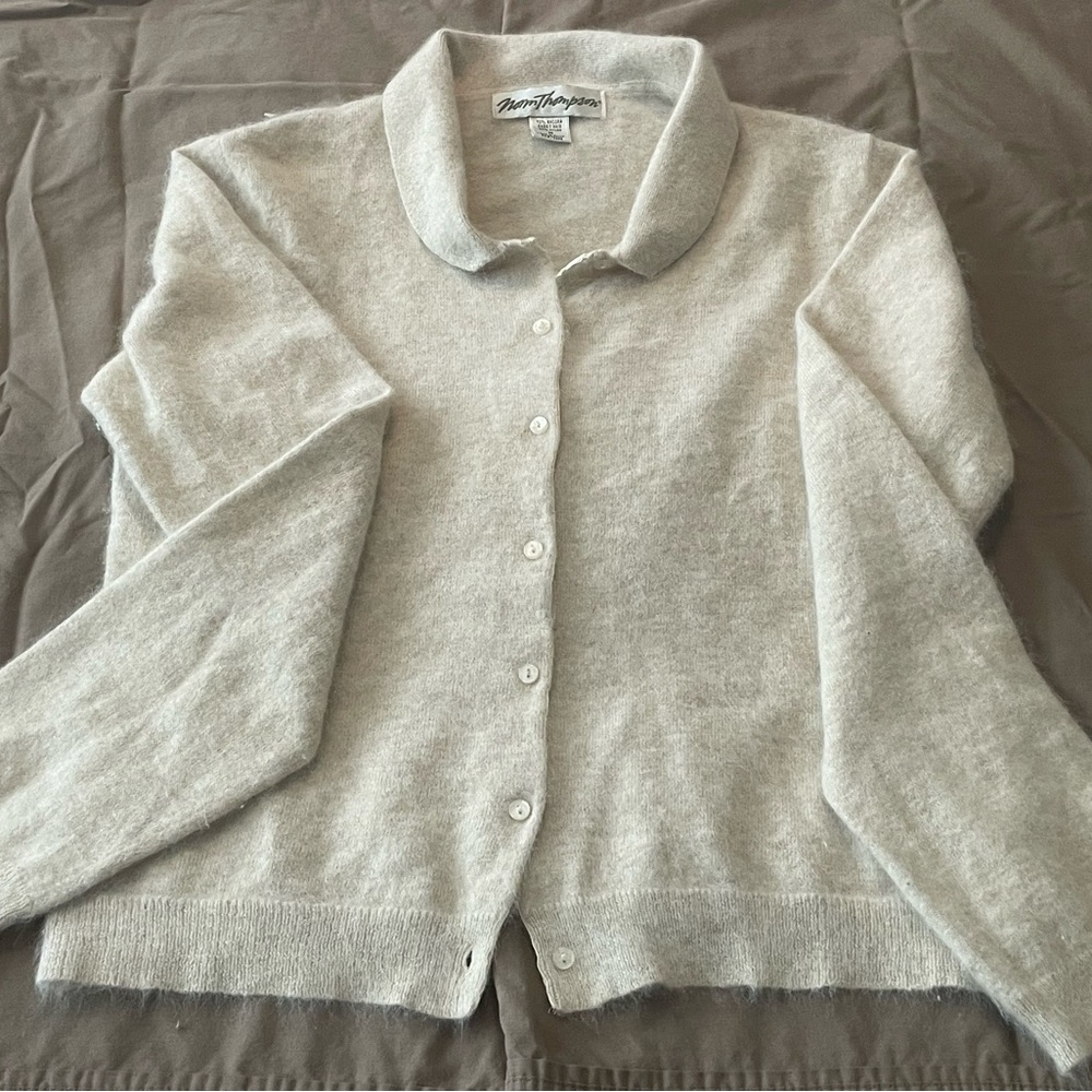 100% luxury, cashmere sweater, shirt-style, button-down, w/ raised soft naff